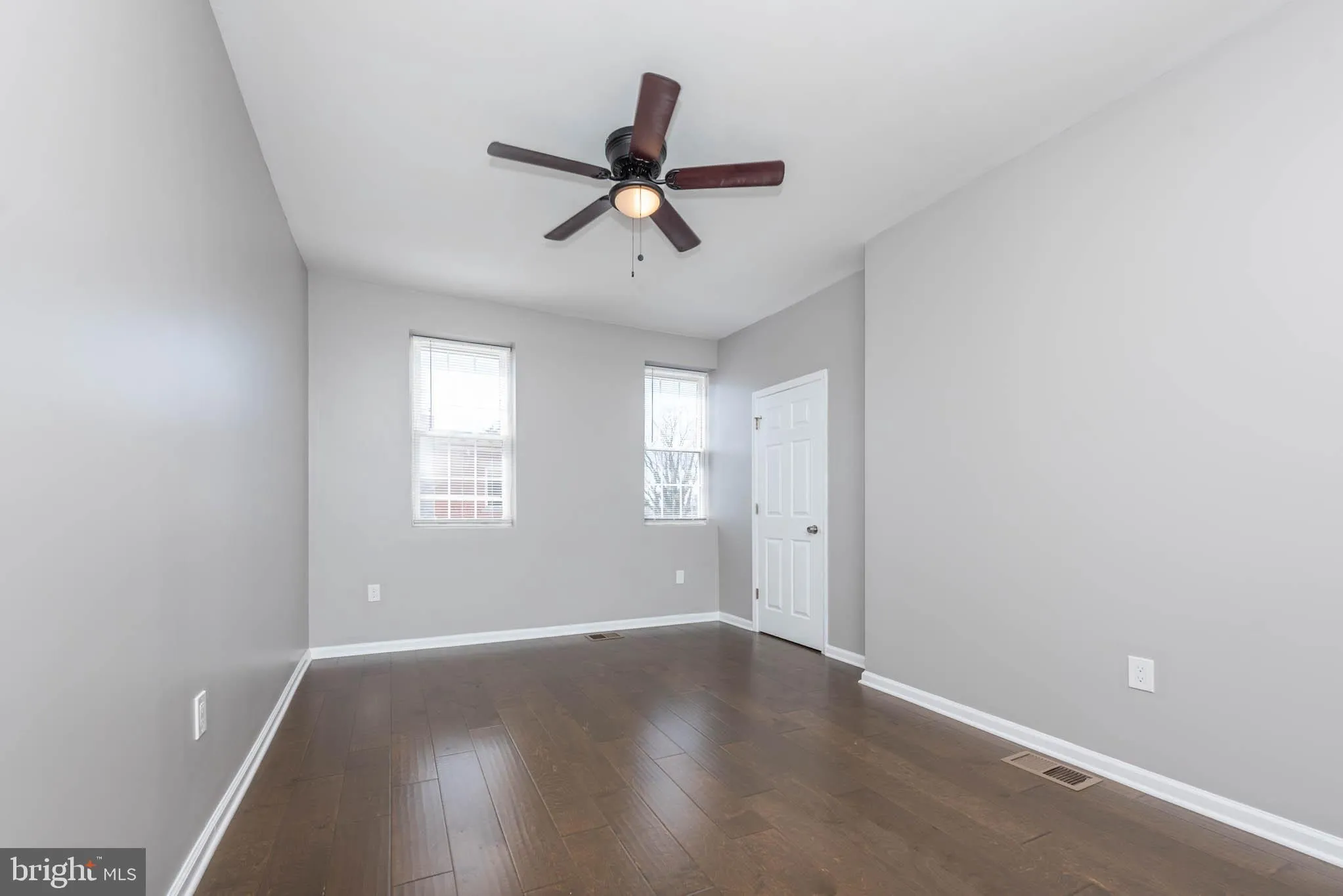 Baltimore, Maryland 21217, United States, 4 Bedrooms Bedrooms, ,3 BathroomsBathrooms,Residential,Active,107390