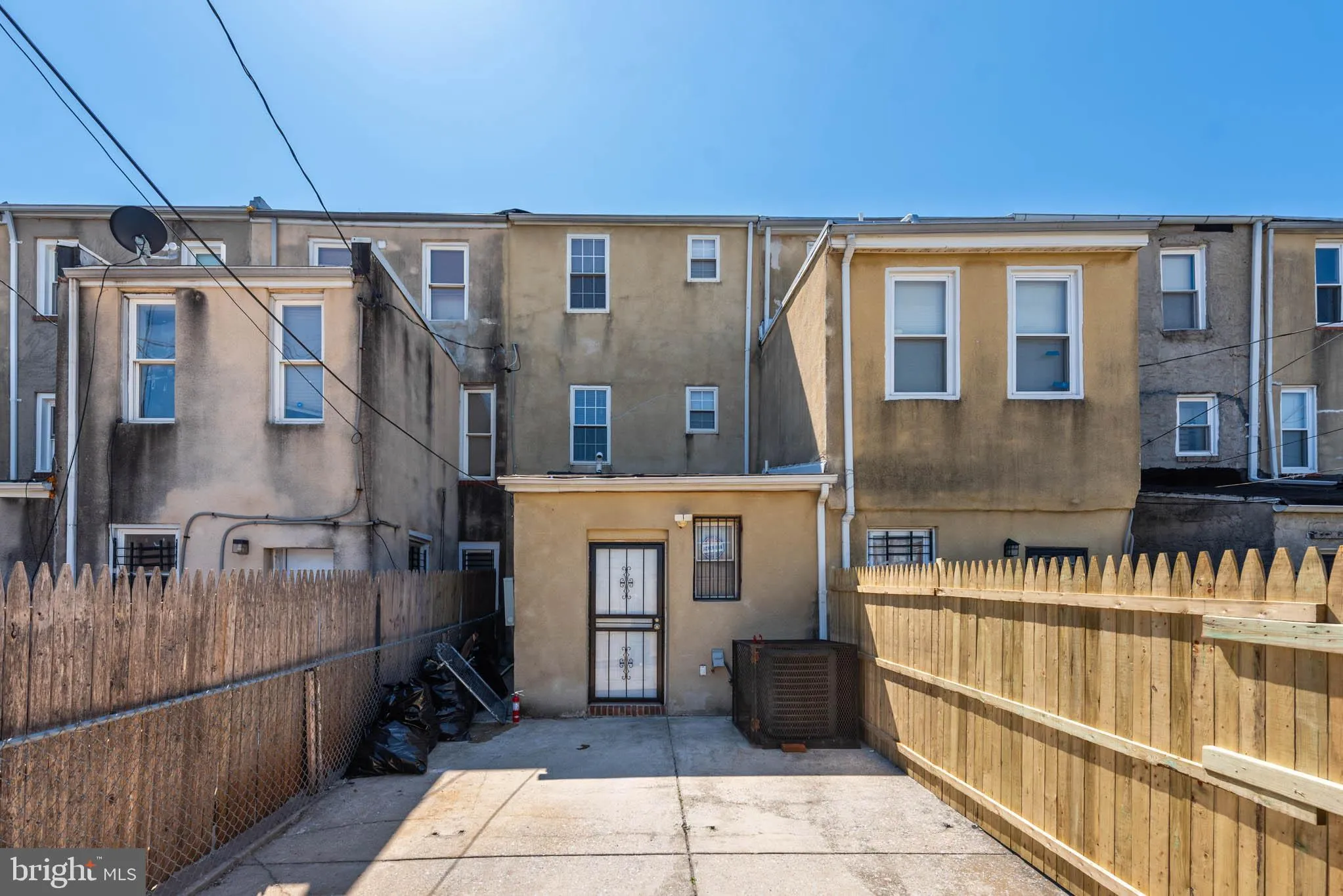 Baltimore, Maryland 21217, United States, 4 Bedrooms Bedrooms, ,3 BathroomsBathrooms,Residential,Active,107390