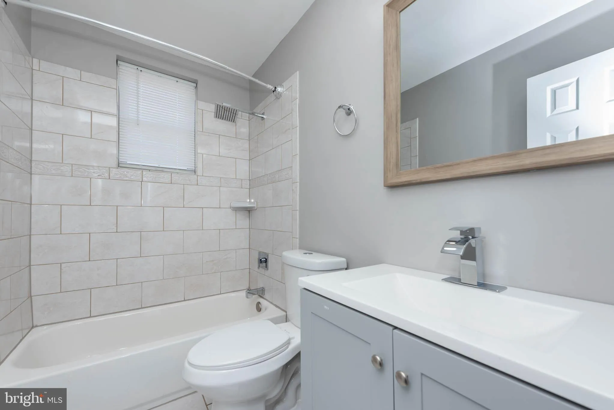 Baltimore, Maryland 21217, United States, 4 Bedrooms Bedrooms, ,3 BathroomsBathrooms,Residential,Active,107390
