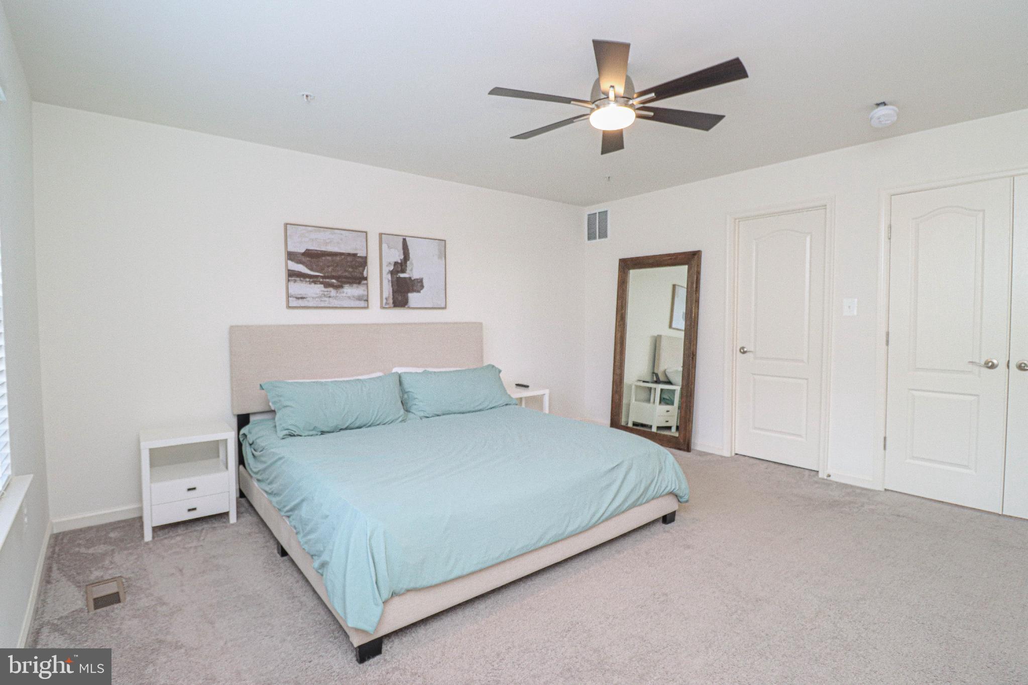 PARKSIDE - Residential