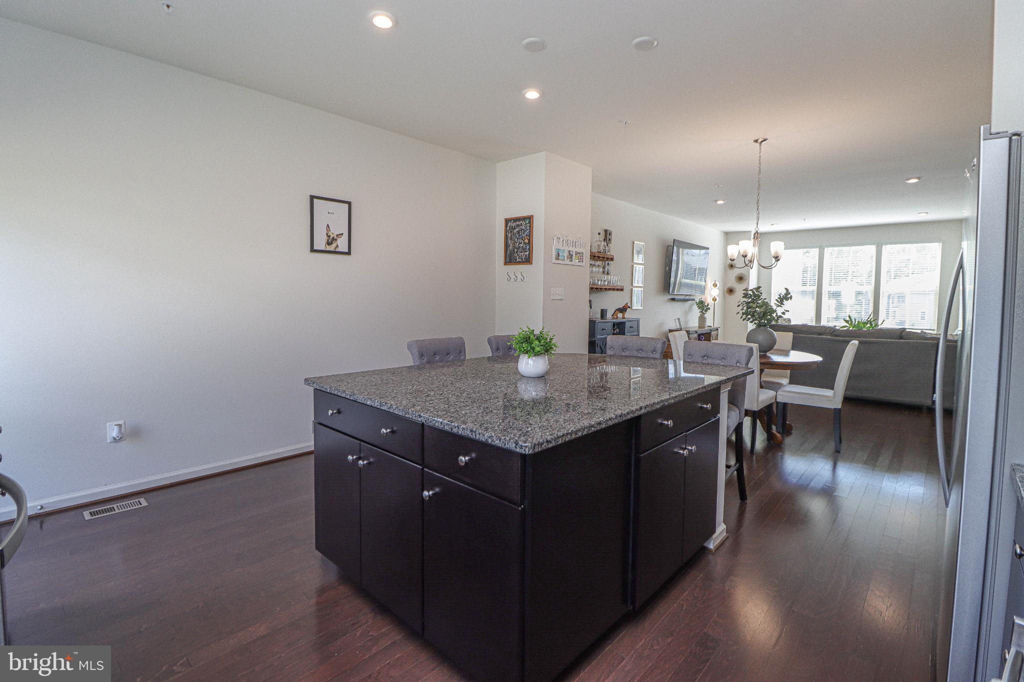 PARKSIDE - Residential