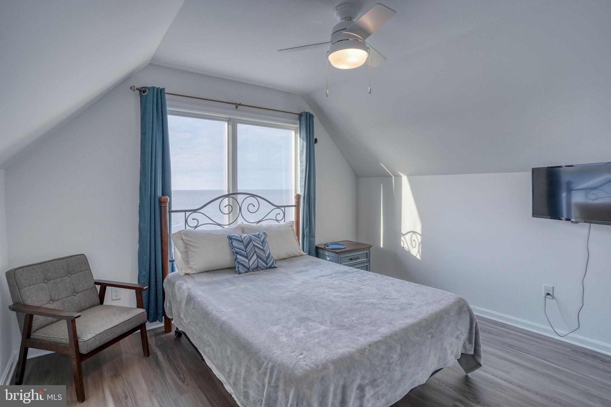 BIG STONE BEACH - Residential