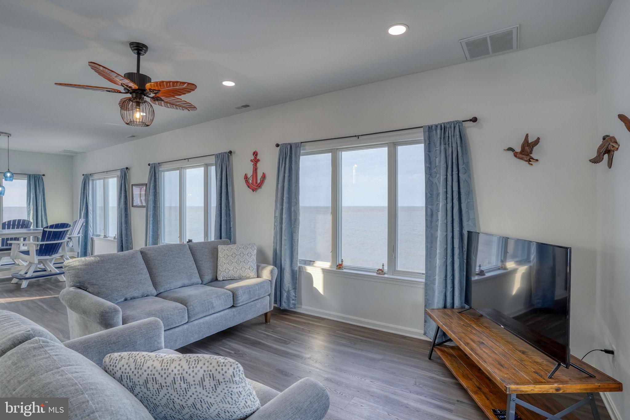 BIG STONE BEACH - Residential