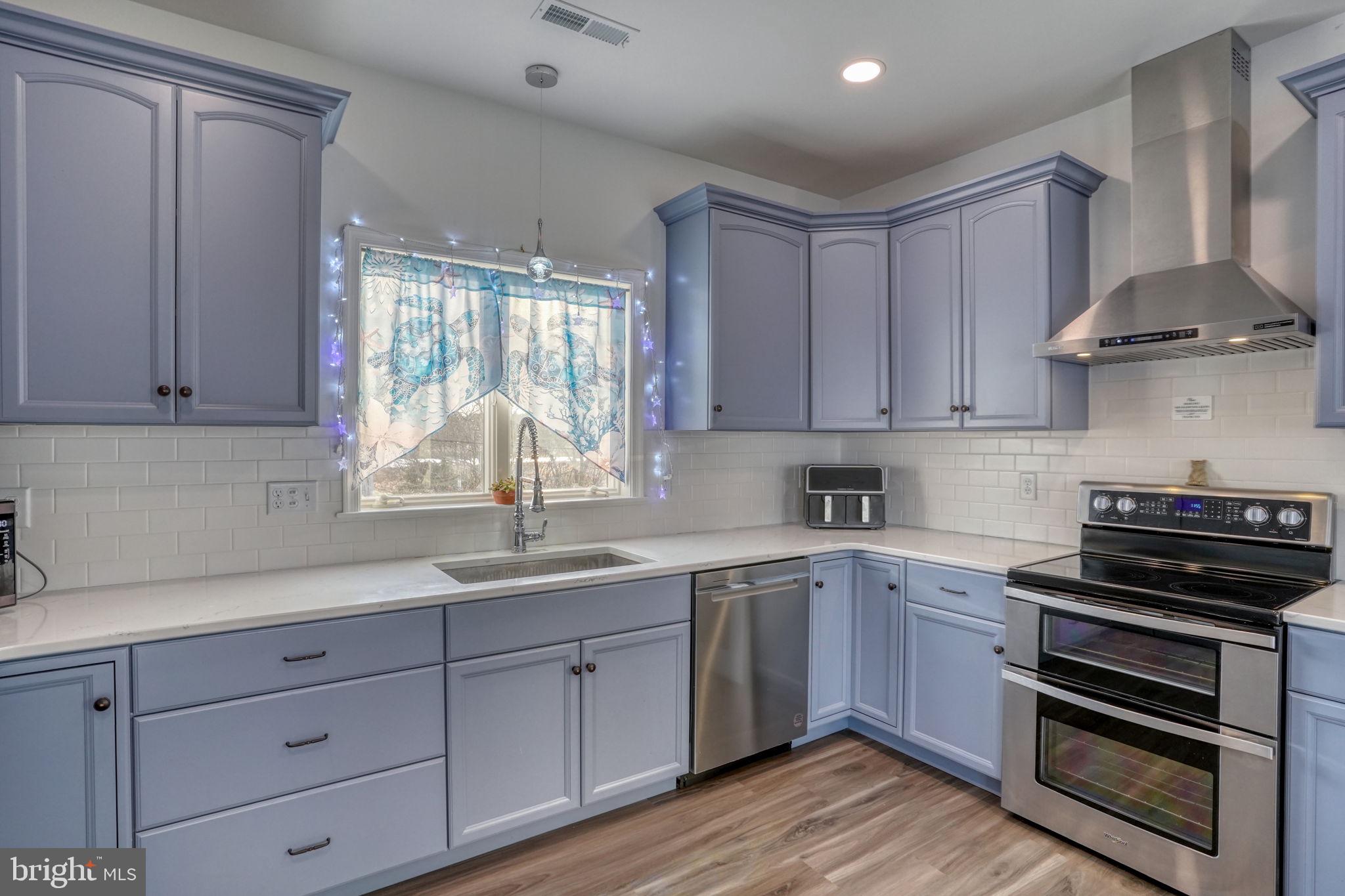 BIG STONE BEACH - Residential