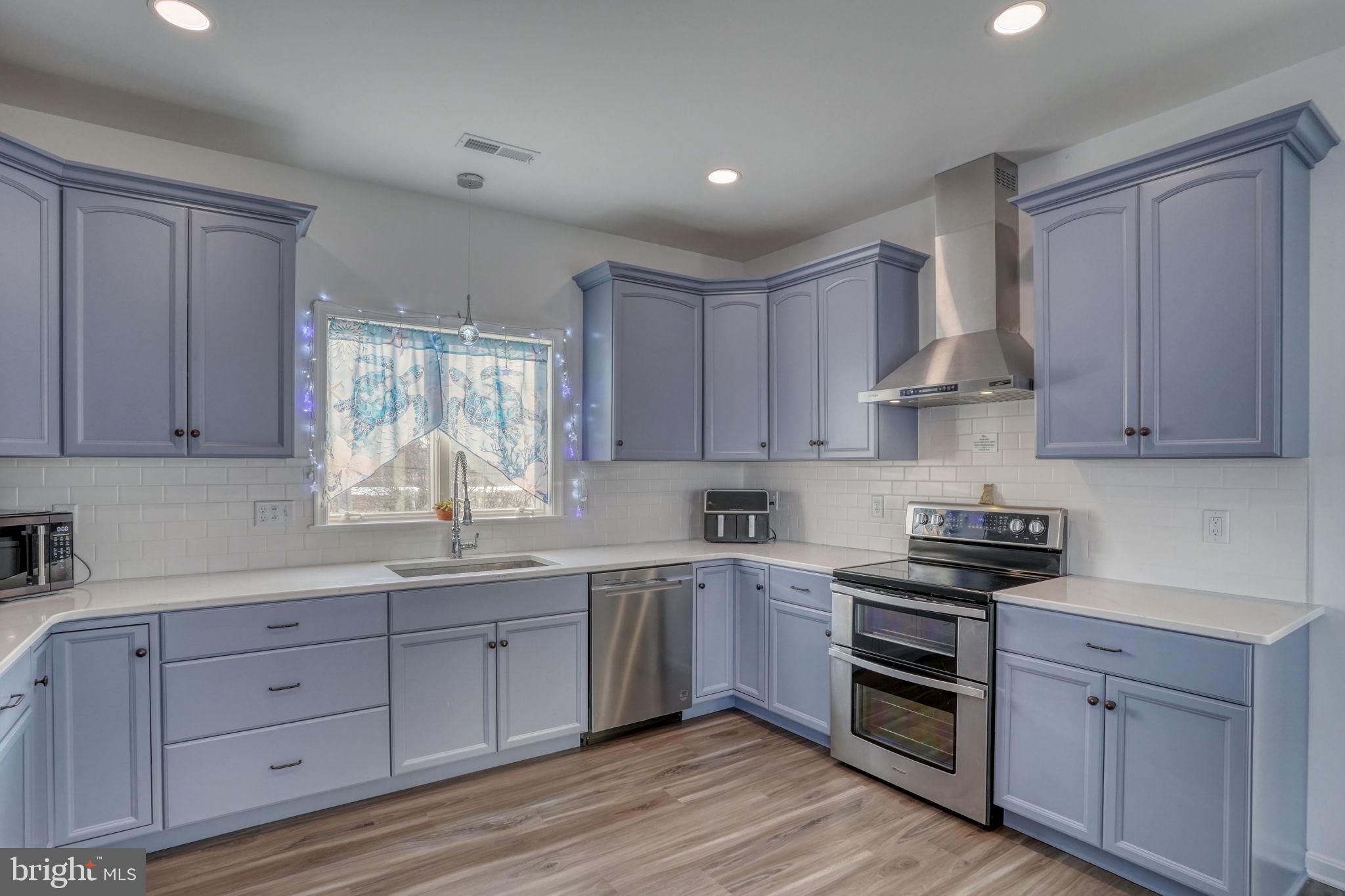 BIG STONE BEACH - Residential