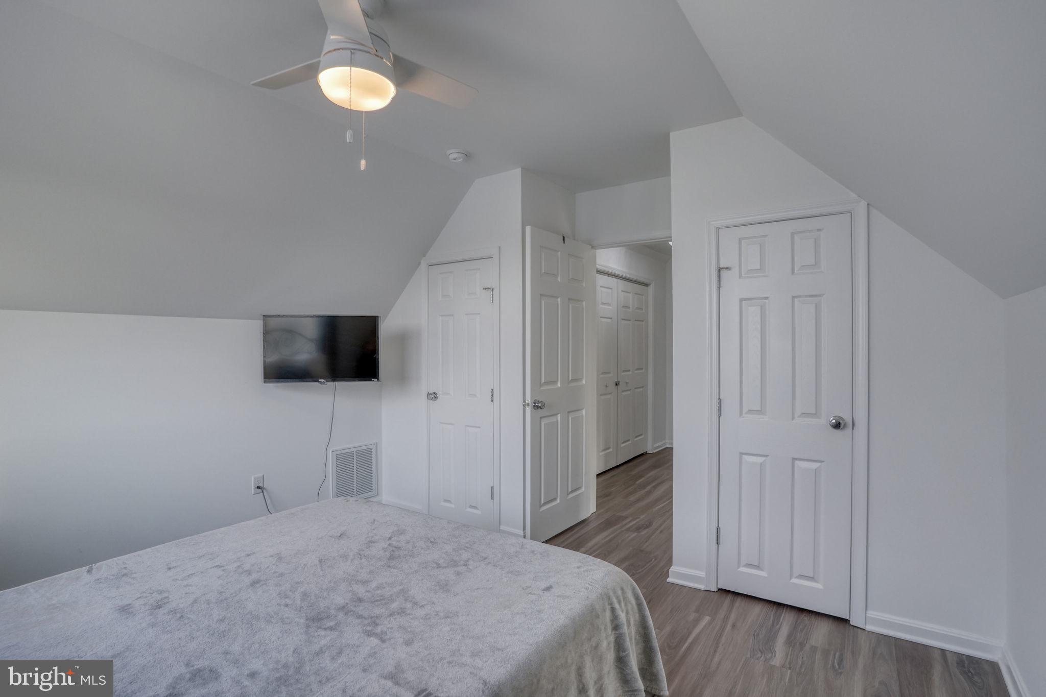 BIG STONE BEACH - Residential