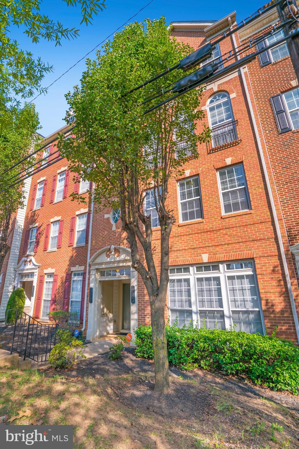 VILLAGES OF POTOMAC AT INDIAN HEAD - Residential Lease