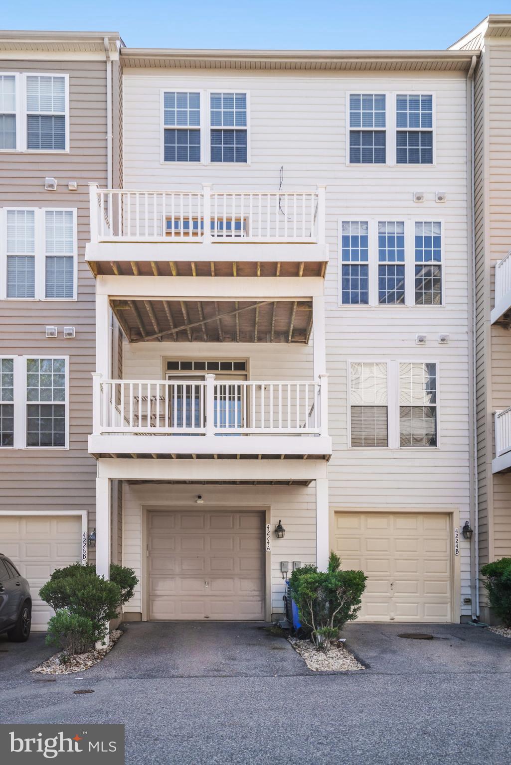 VILLAGES OF POTOMAC AT INDIAN HEAD - Residential Lease