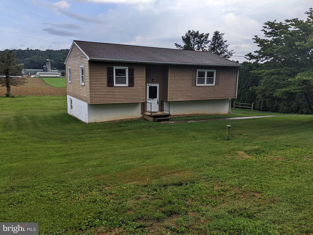 Photo of 15 BETHESDA CHURCH RD E, HOLTWOOD, PA 17532 (MLS # PALA2036854)