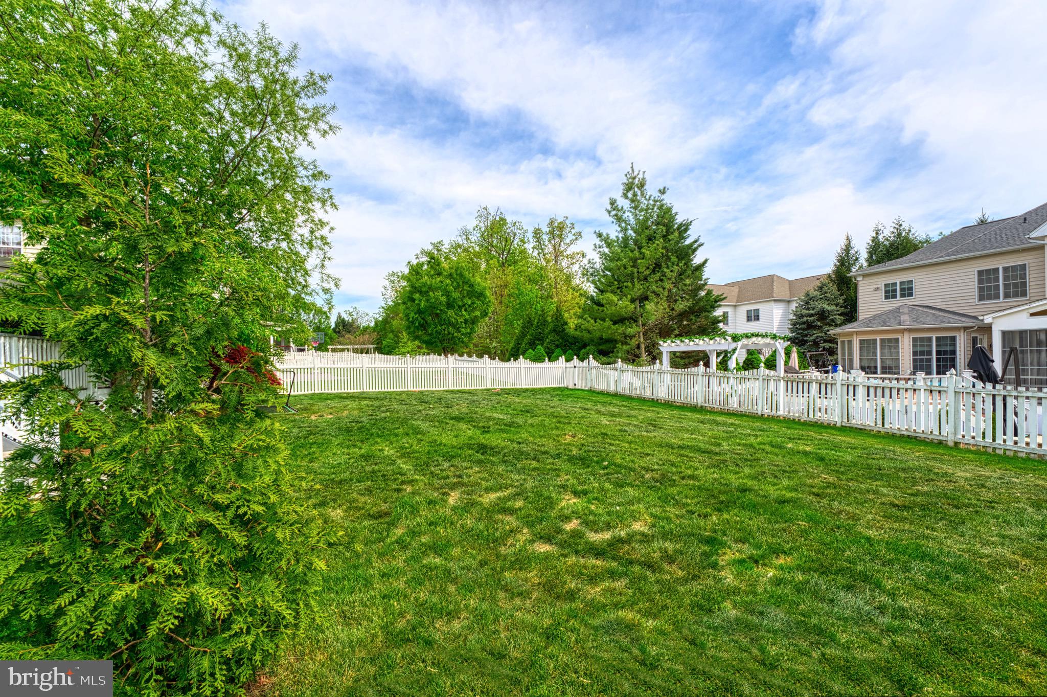 BELMONT - Residential