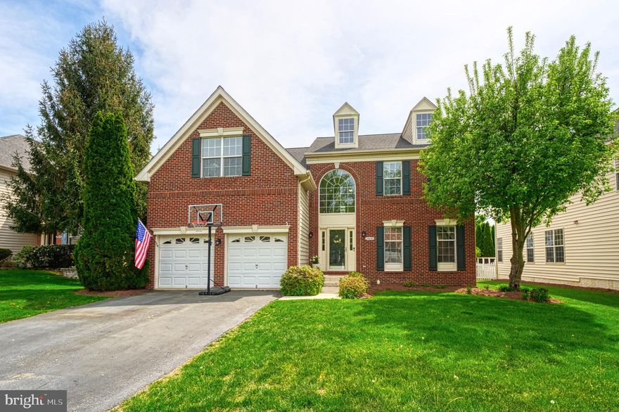 *OPEN HOUSE CANCELLED- OFFER ACCEPTED* Beautifully updated single-family home nestled on a quiet cul-de-sac in the sought-after gated community of Belmont Country Club!

Step into a bright, open floor plan filled with natural light and designed for comfortable living and effortless entertaining. The gourmet kitchen is a standout, featuring granite countertops, stainless steel appliances, refinished cabinetry, a custom tile backsplash, and stylish pendant lighting.

The spacious primary suite offers a true retreat with dual walk-in closets and a luxurious en-suite bath. Outside, enjoy a large, private backyard with a custom deck—perfect for gatherings, grilling, or simply relaxing.

An unfinished walk-up basement provides incredible potential for future expansion—whether you’re dreaming of a home gym, media room, or additional rooms.

As a resident of Belmont Country Club, you'll enjoy access (some for an additional membership fee) to top-tier amenities including golf, pools, tennis, clubhouse dining, and more.