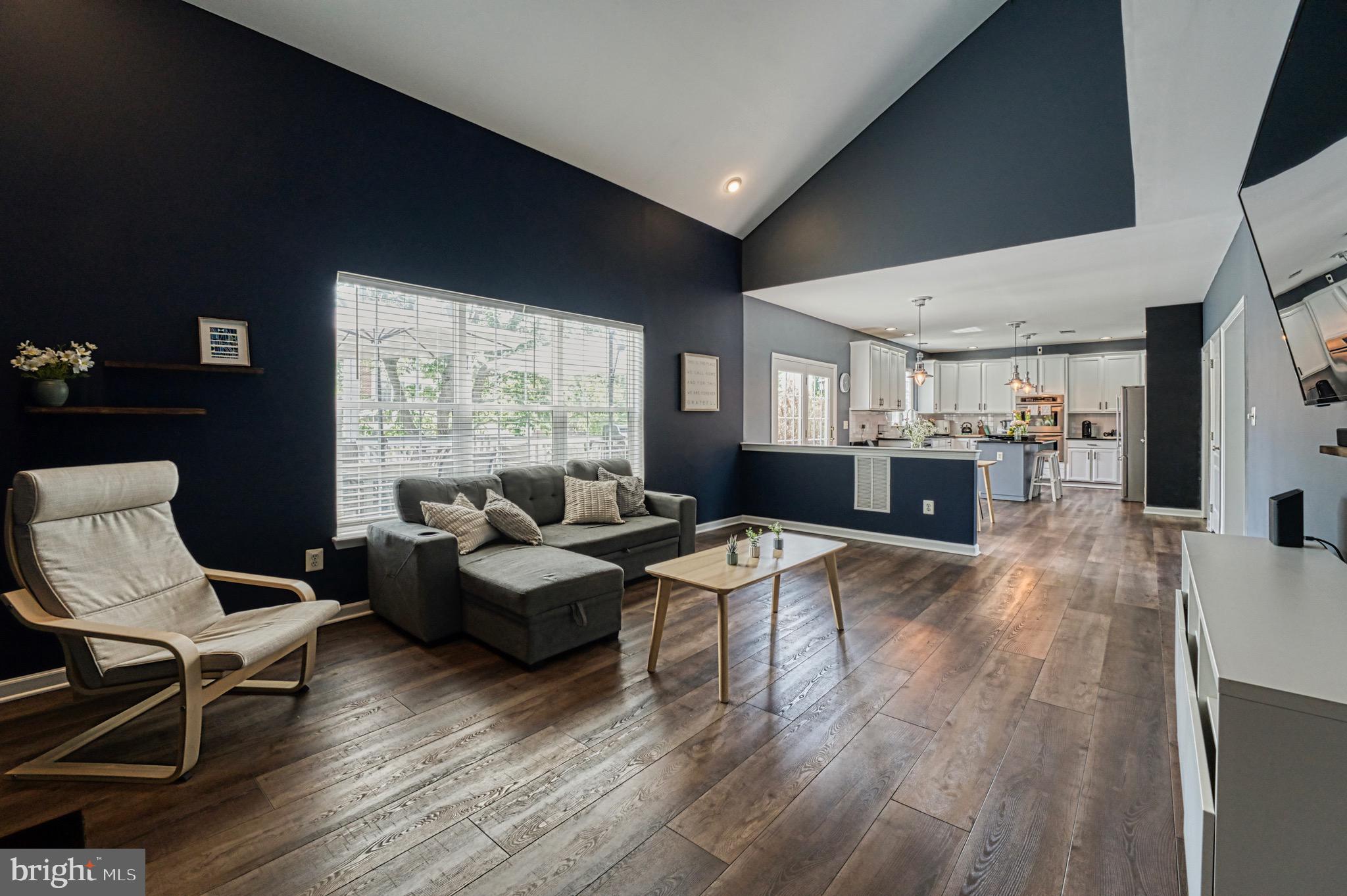 BELMONT - Residential