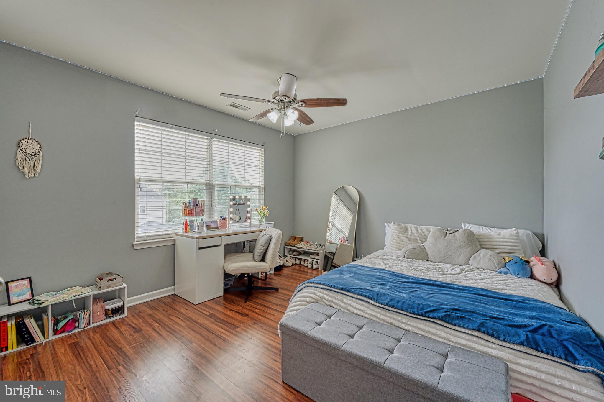 BELMONT - Residential