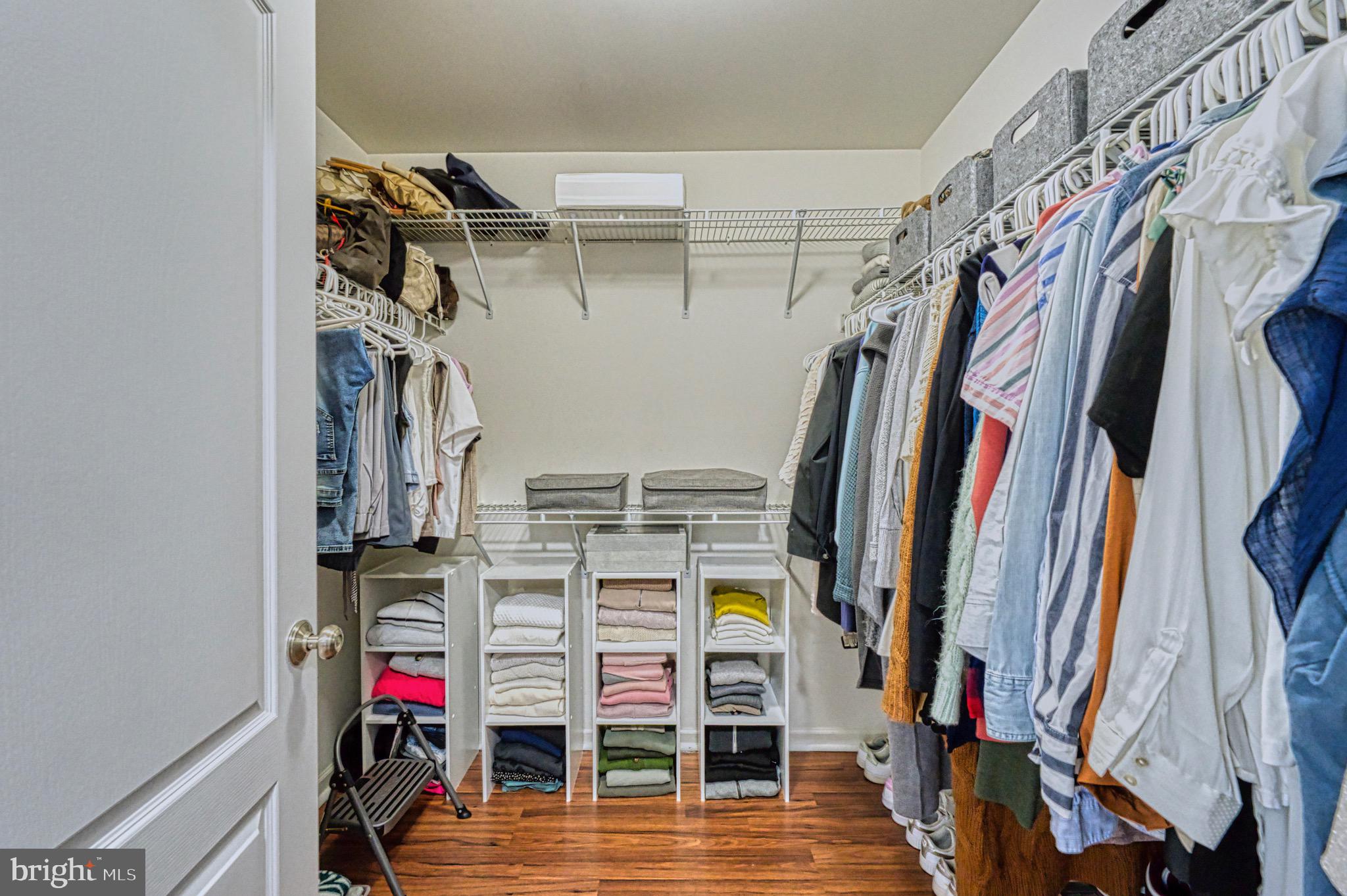 BELMONT - Residential