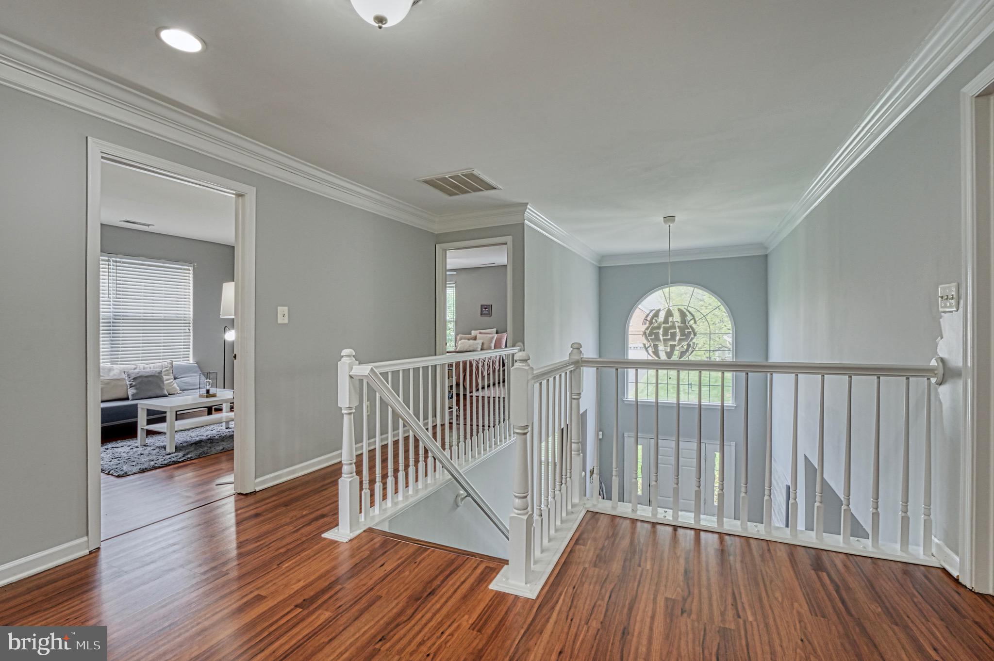 BELMONT - Residential