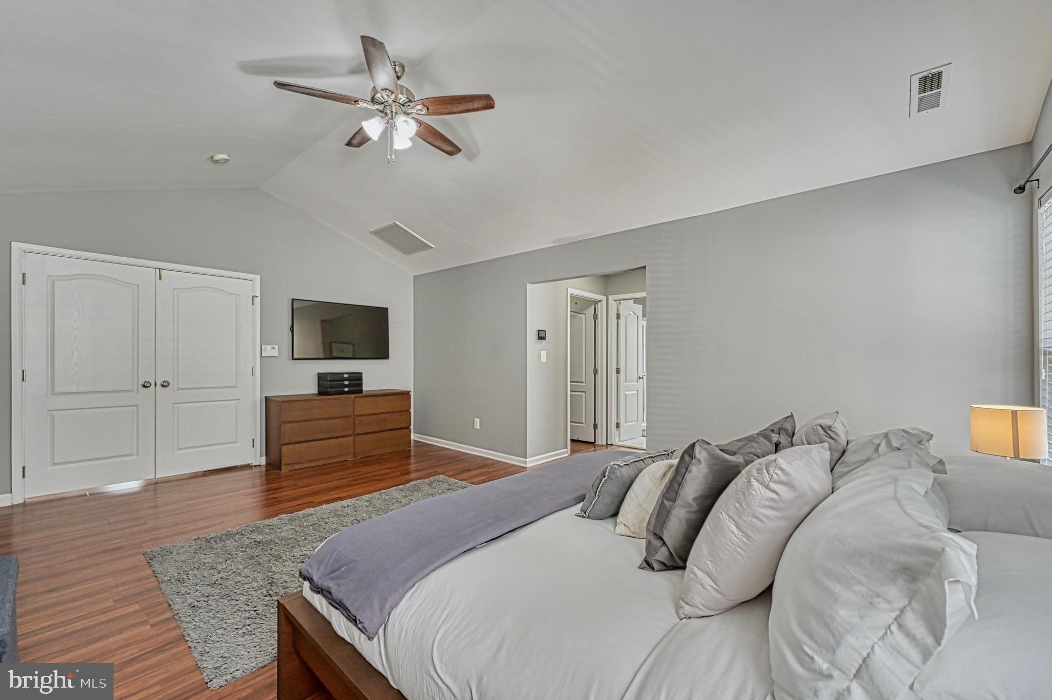 BELMONT - Residential