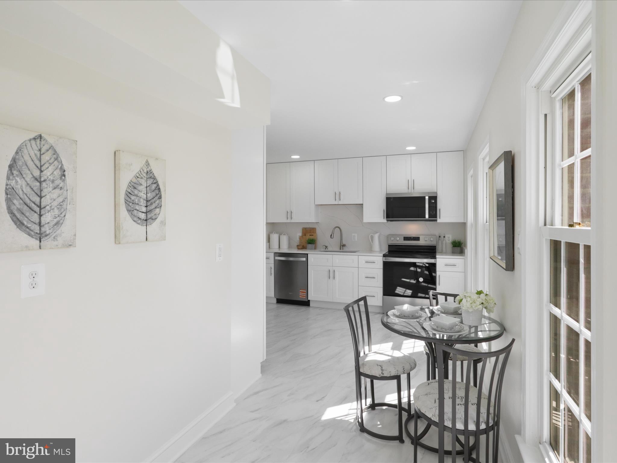 FOREST HILLS - Residential