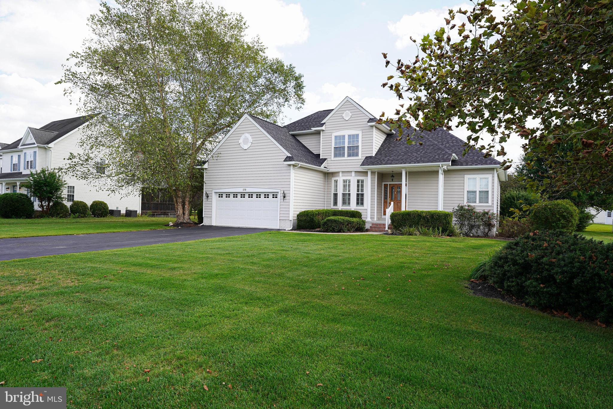 EAST FIELD - Residential