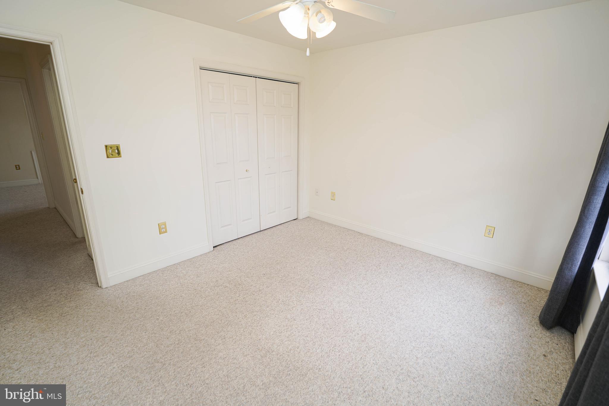 EAST FIELD - Residential