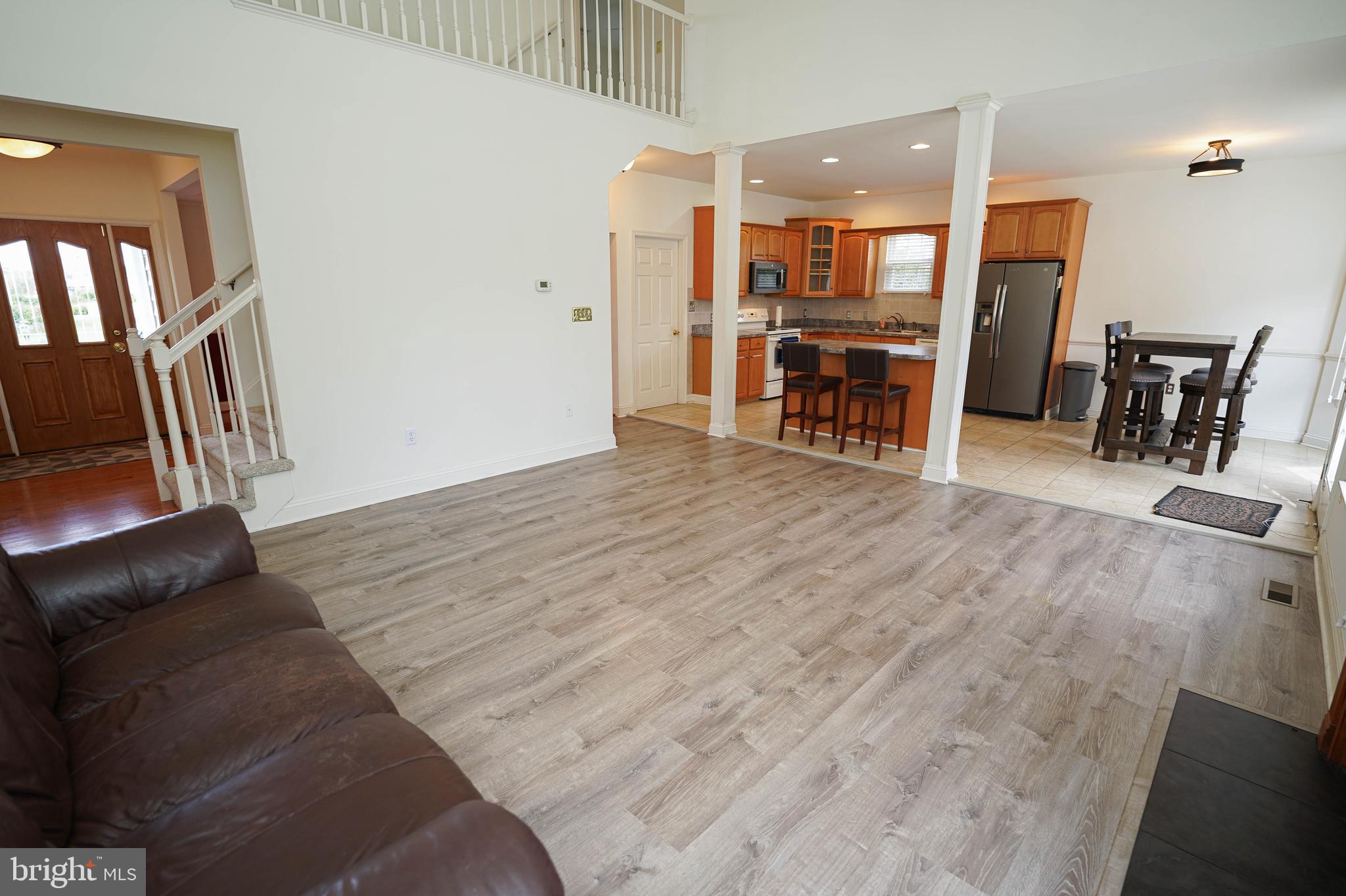 EAST FIELD - Residential