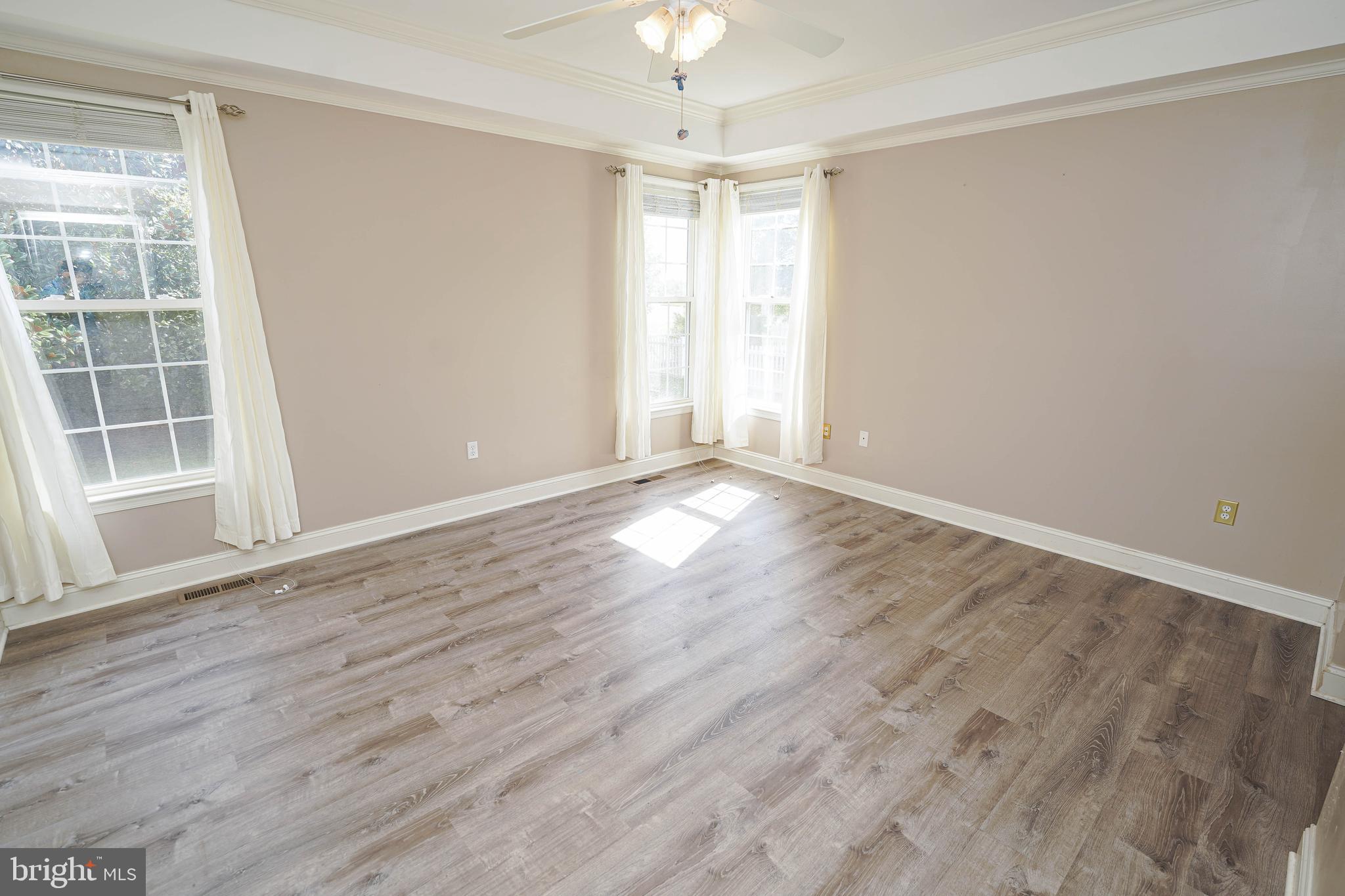 EAST FIELD - Residential