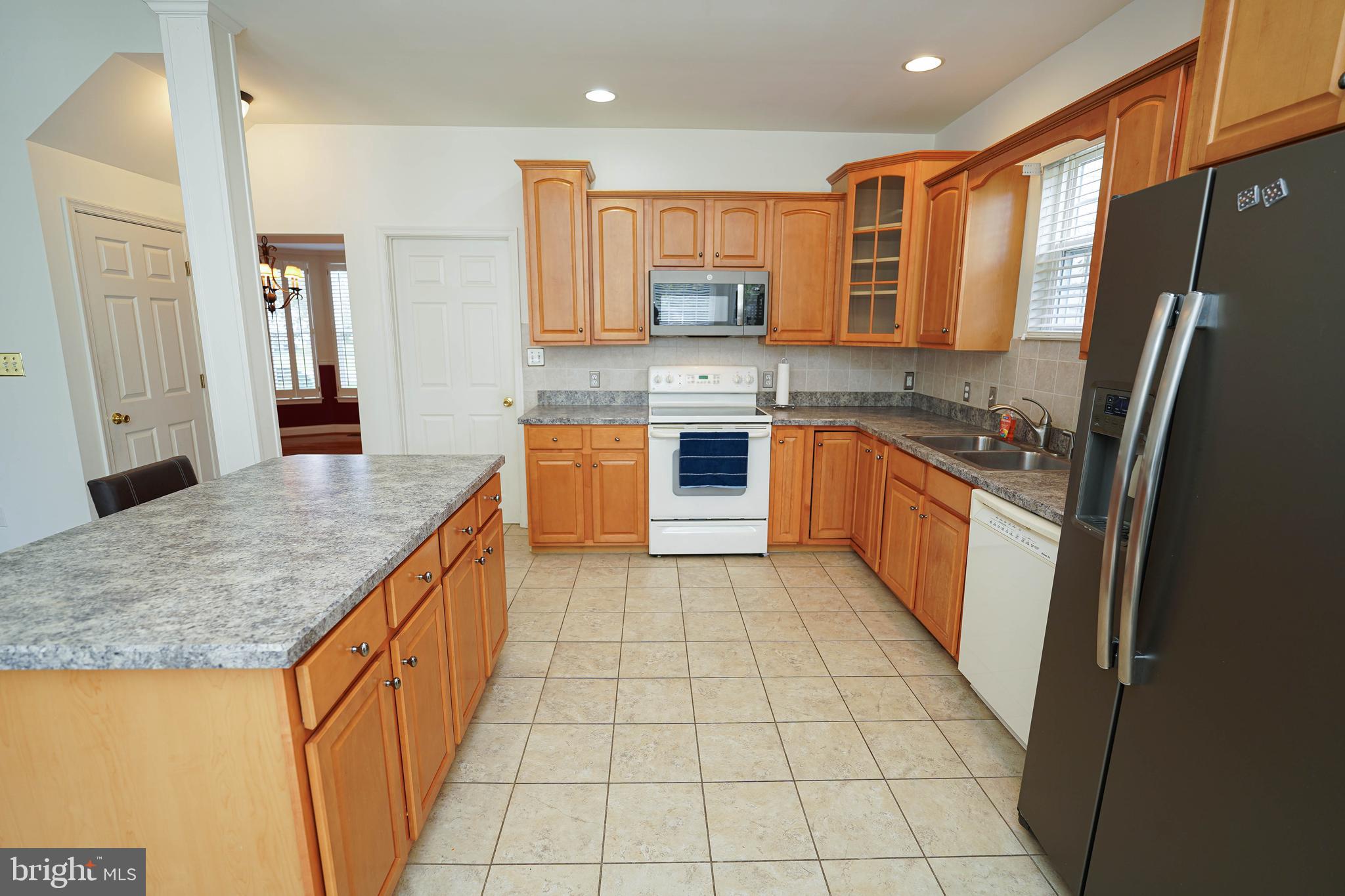 EAST FIELD - Residential