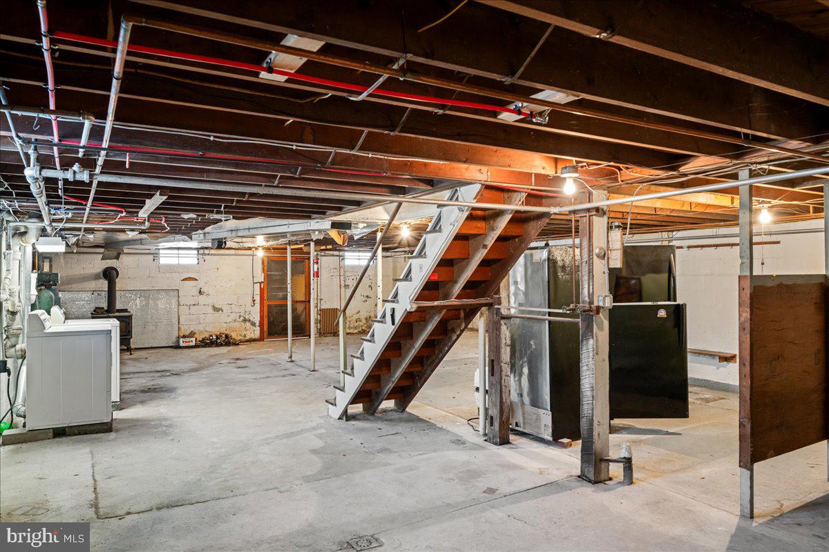 DOYLESTOWN COMMONS - Residential