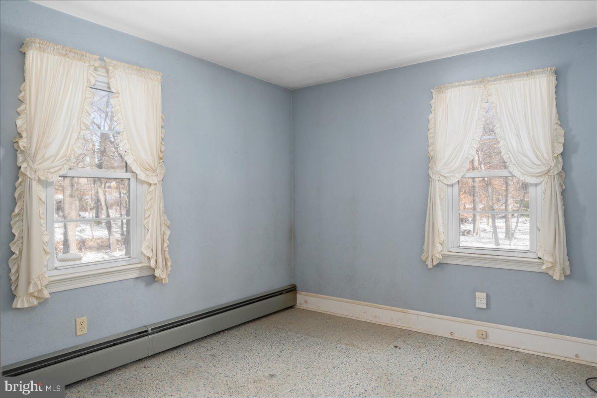 DOYLESTOWN COMMONS - Residential