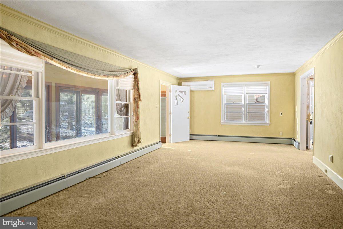 DOYLESTOWN COMMONS - Residential