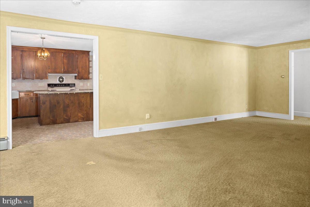 DOYLESTOWN COMMONS - Residential