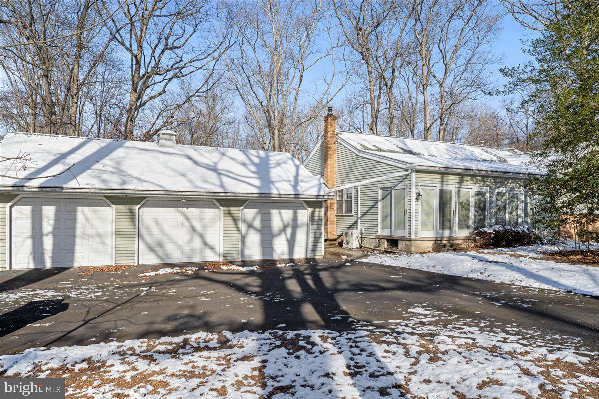 DOYLESTOWN COMMONS - Residential