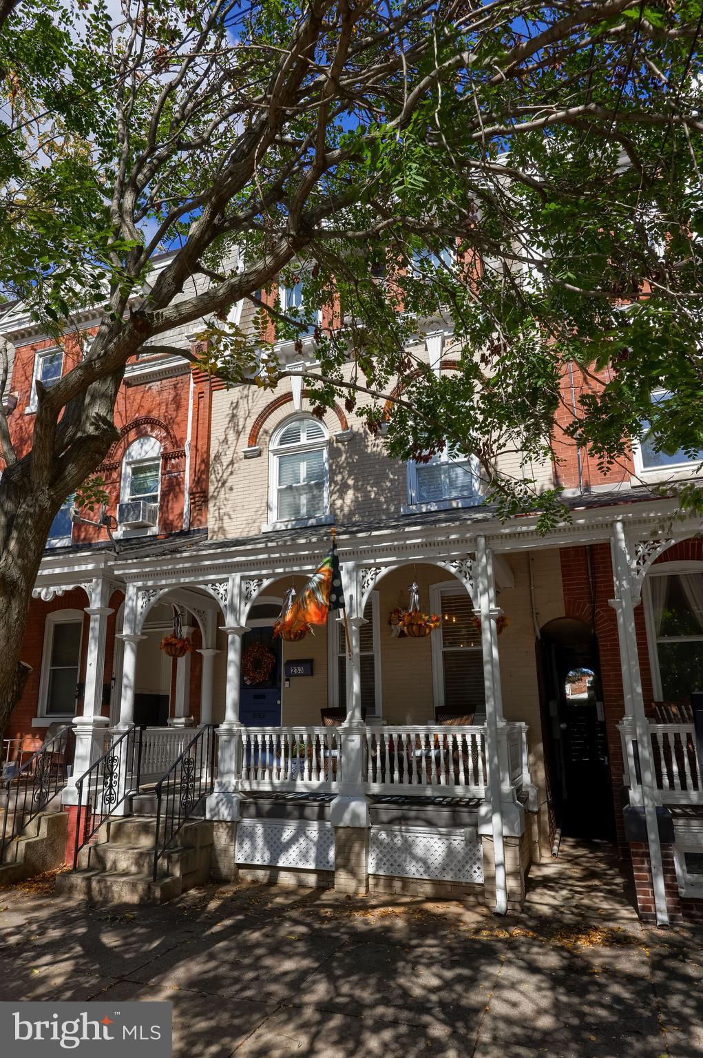 233 E NEW STREET