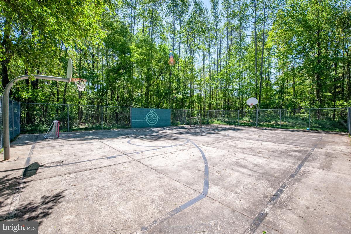 845 NOTTING HILL LANE