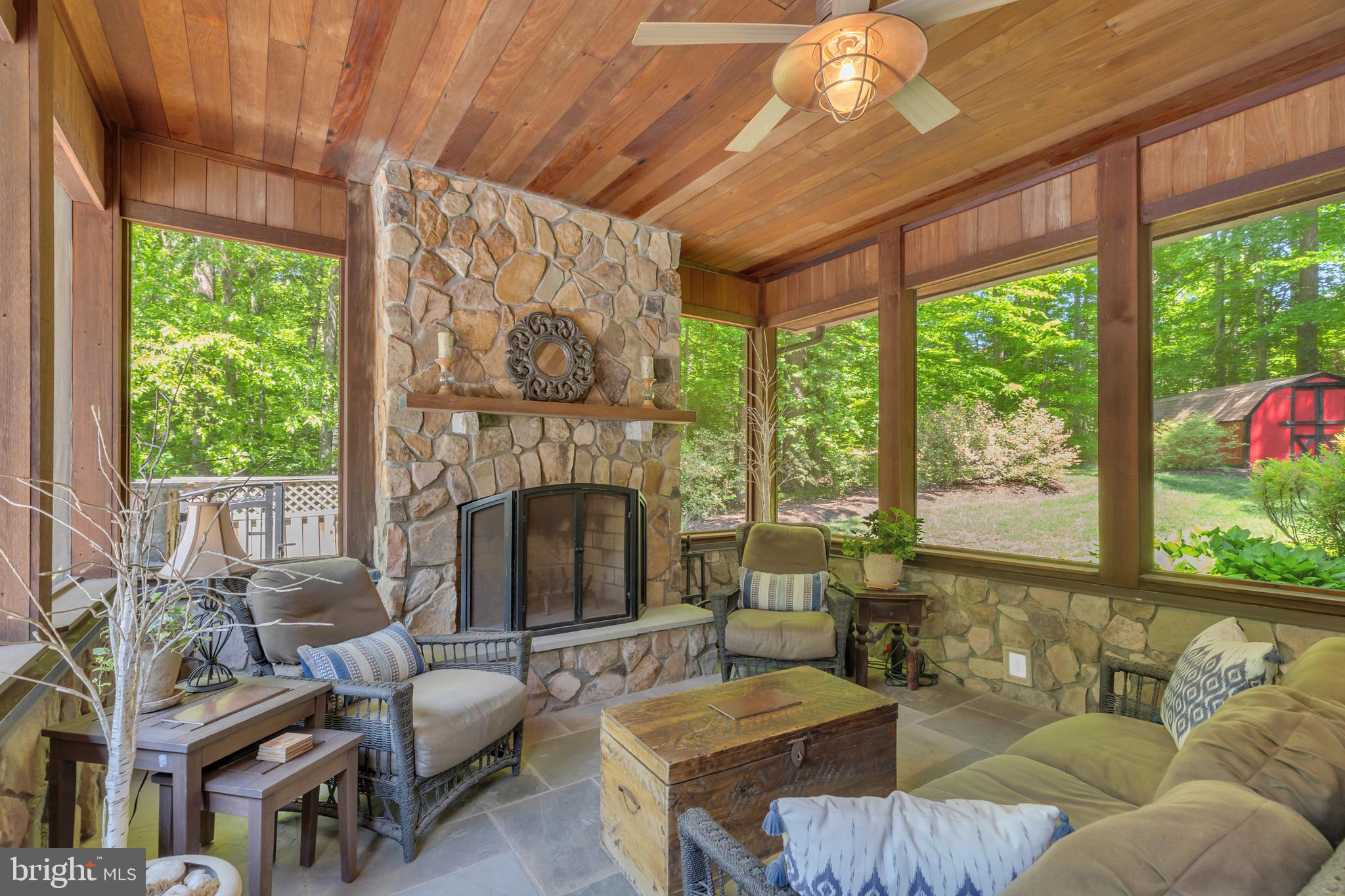 DOMINION VALLEY HUNT - Residential