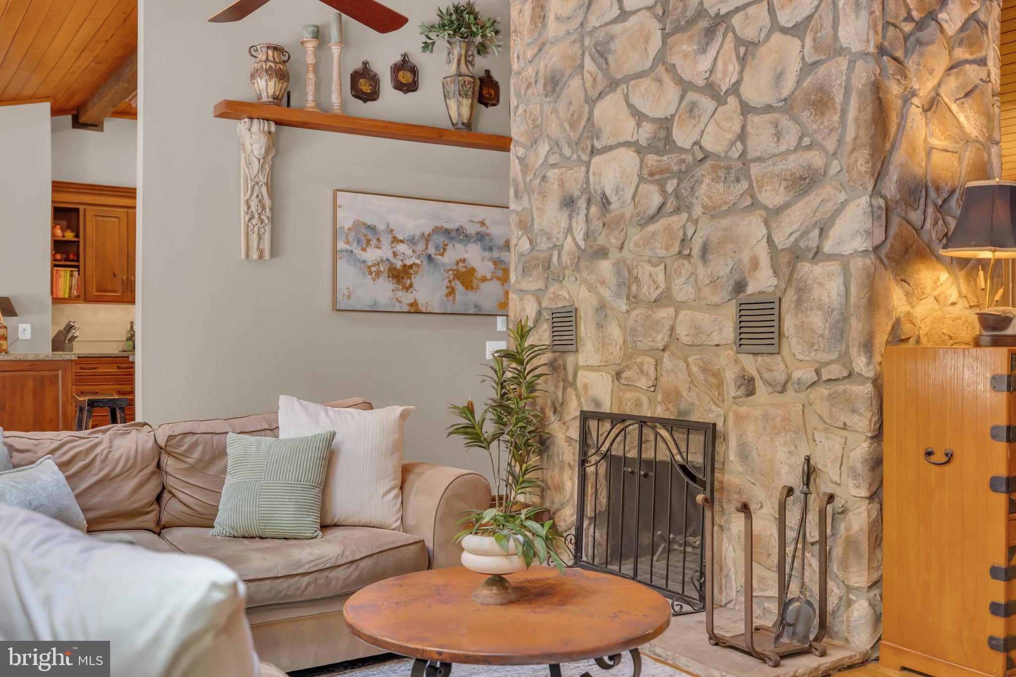 DOMINION VALLEY HUNT - Residential
