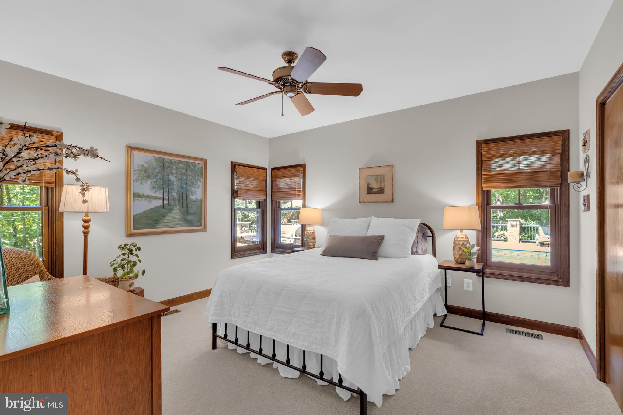 DOMINION VALLEY HUNT - Residential