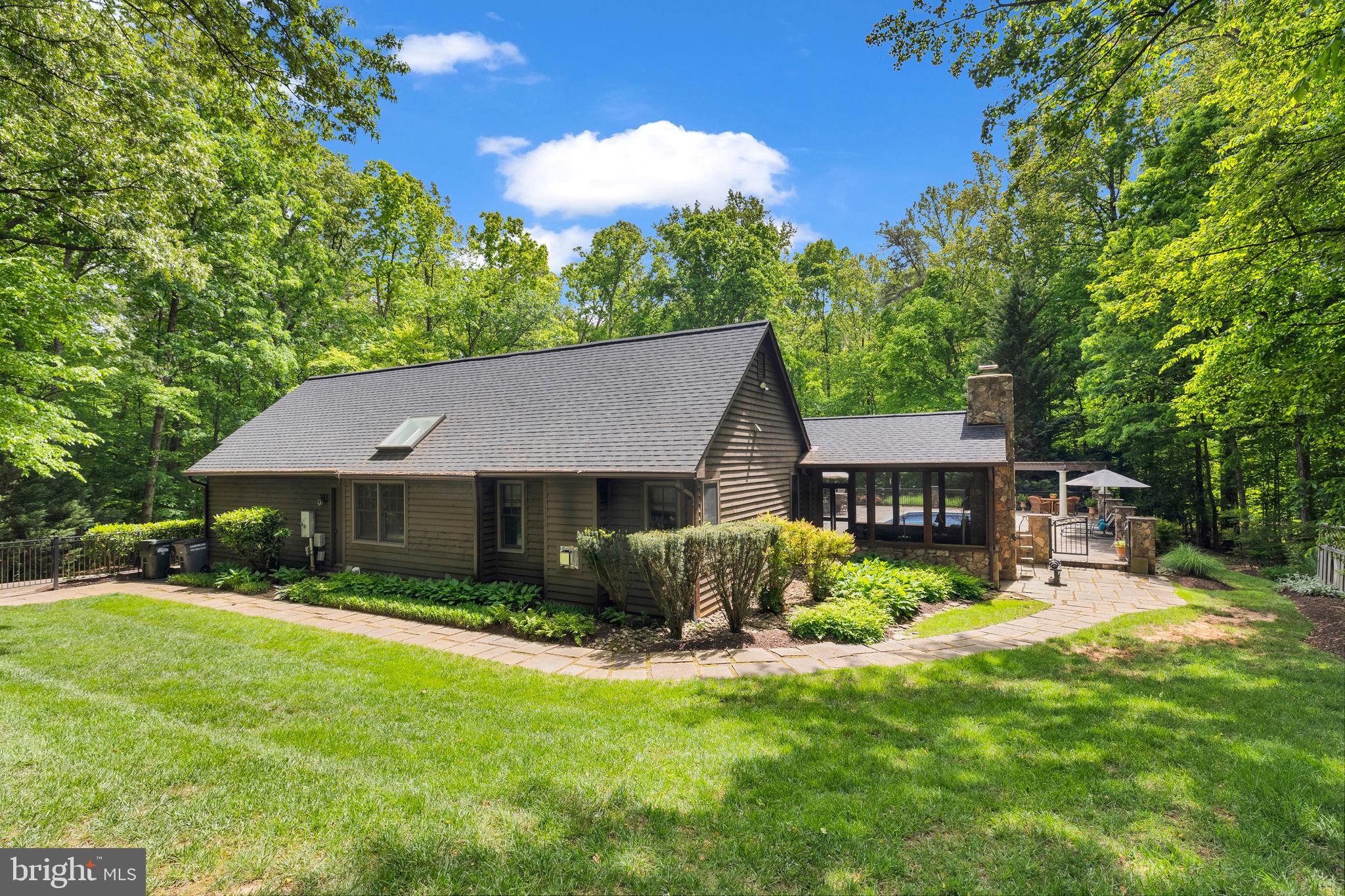 DOMINION VALLEY HUNT - Residential