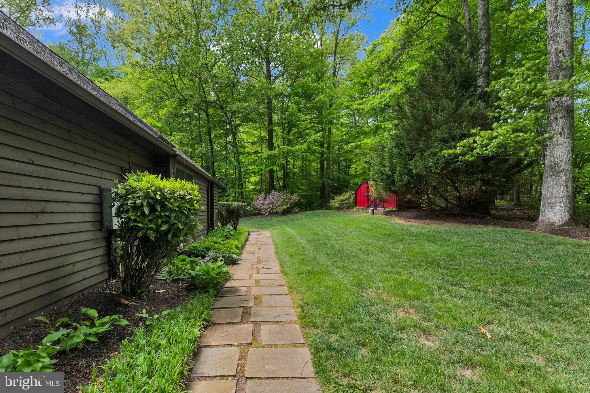 DOMINION VALLEY HUNT - Residential
