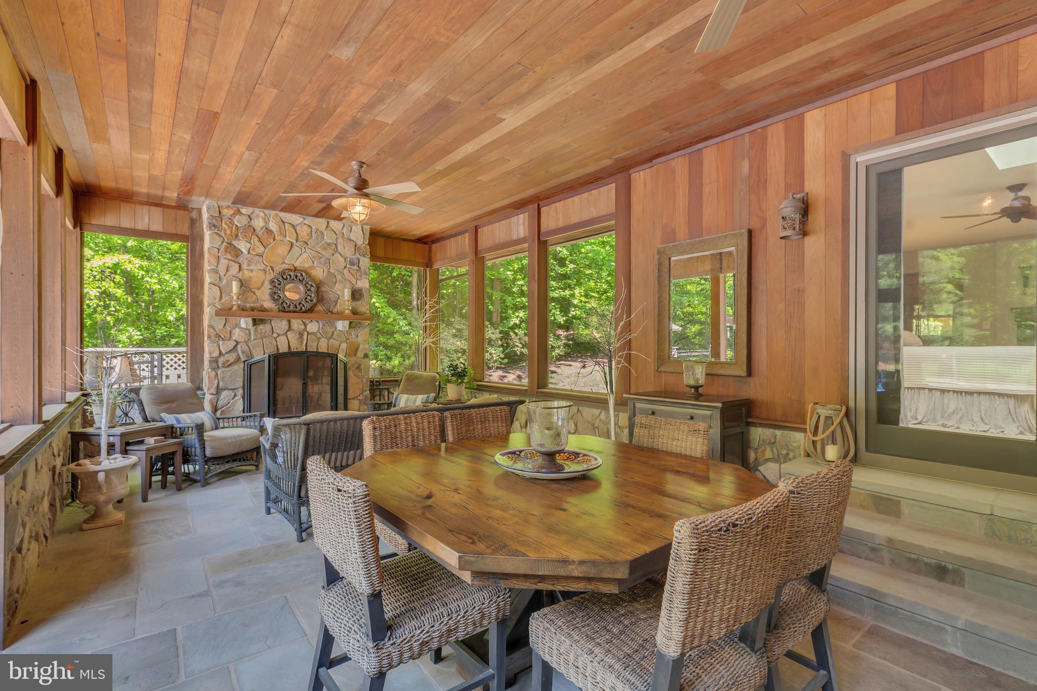 DOMINION VALLEY HUNT - Residential