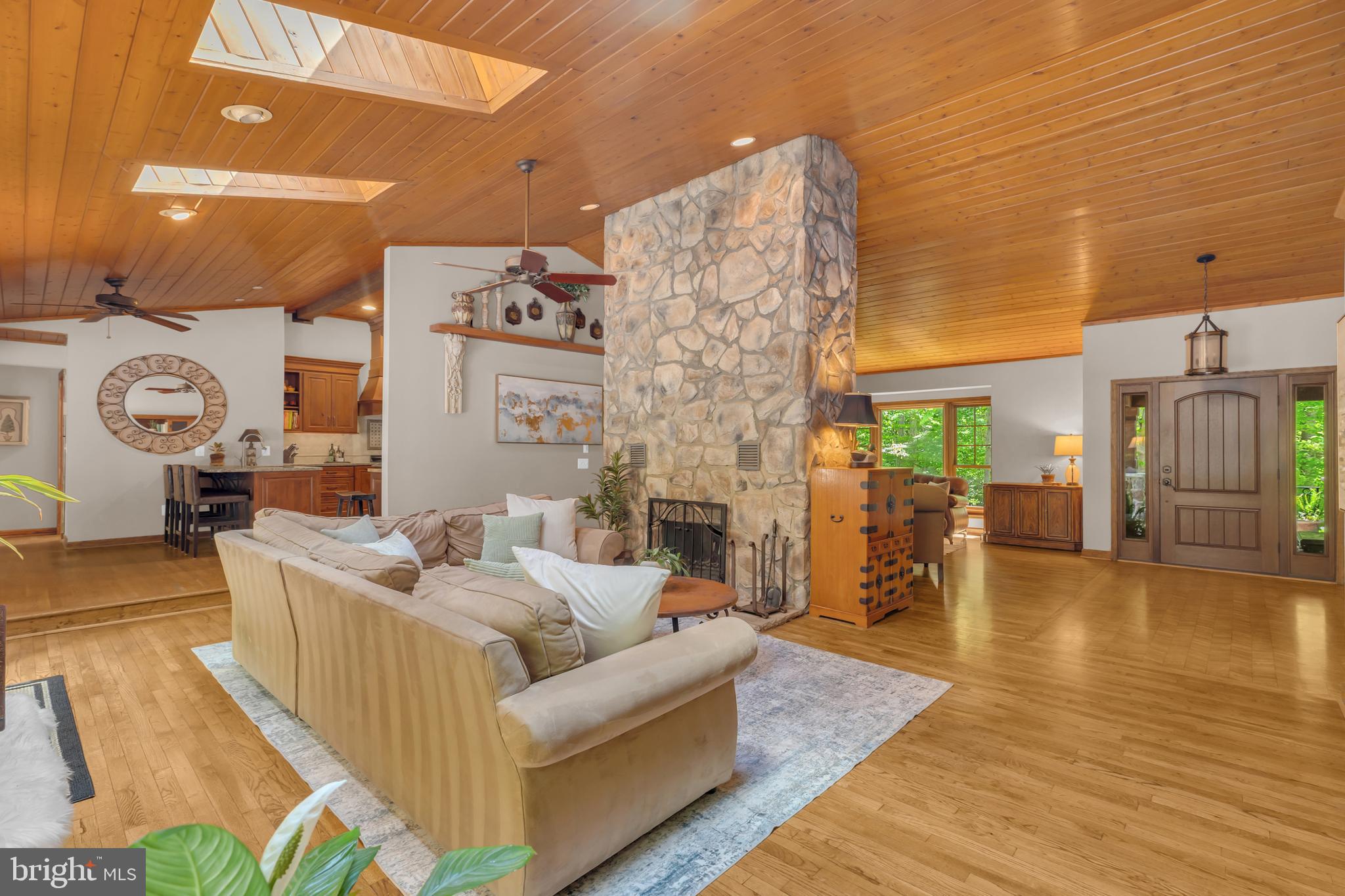 DOMINION VALLEY HUNT - Residential