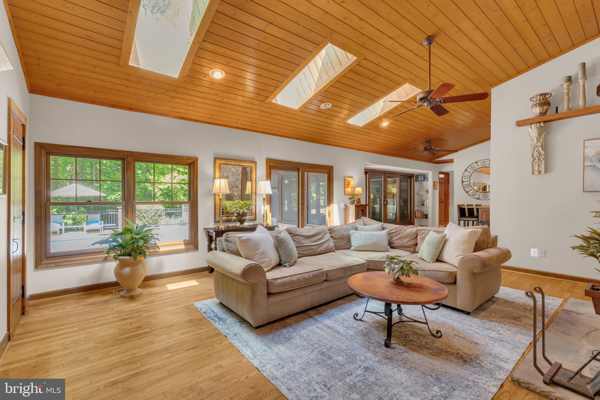 DOMINION VALLEY HUNT - Residential
