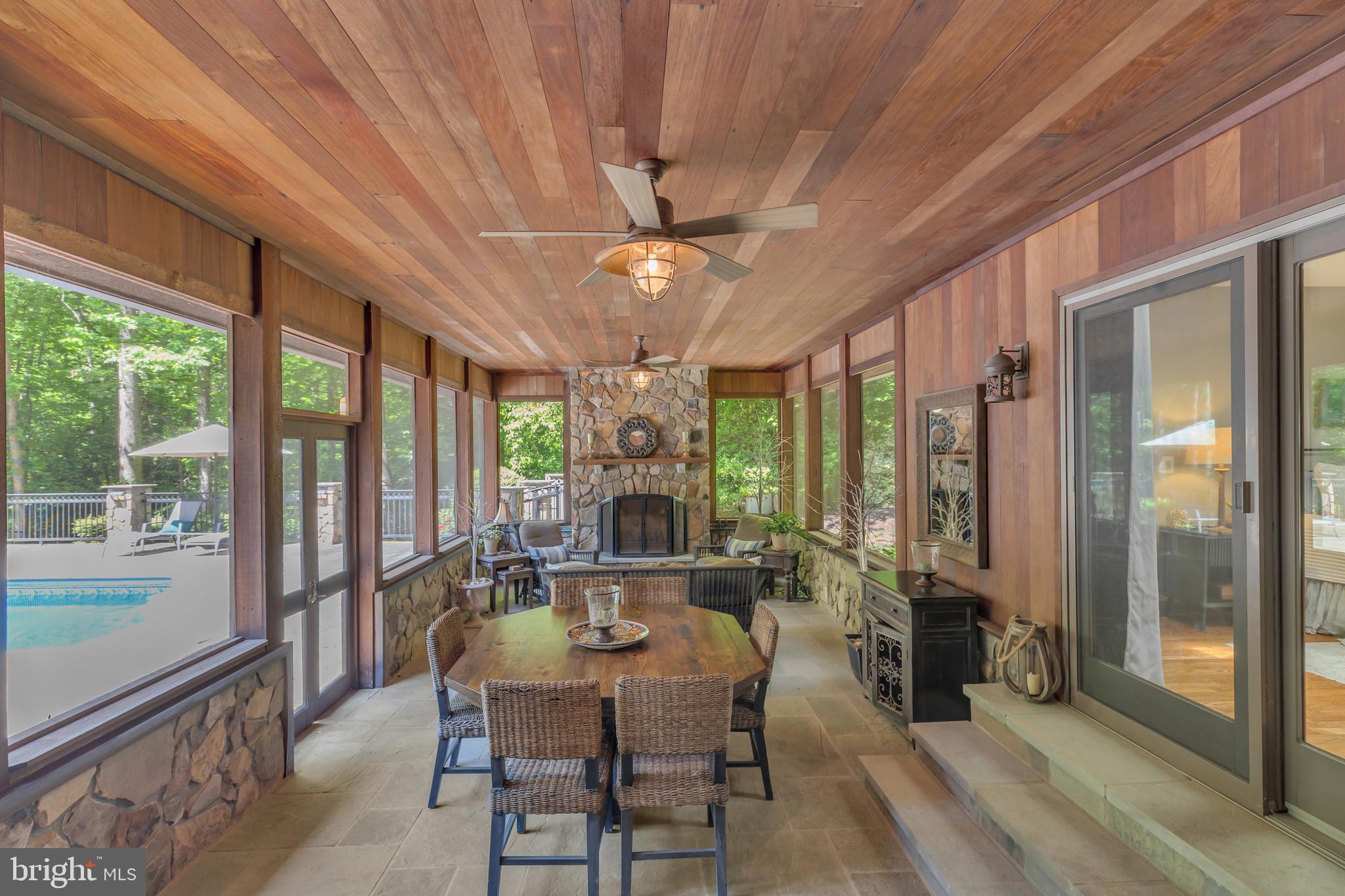 DOMINION VALLEY HUNT - Residential