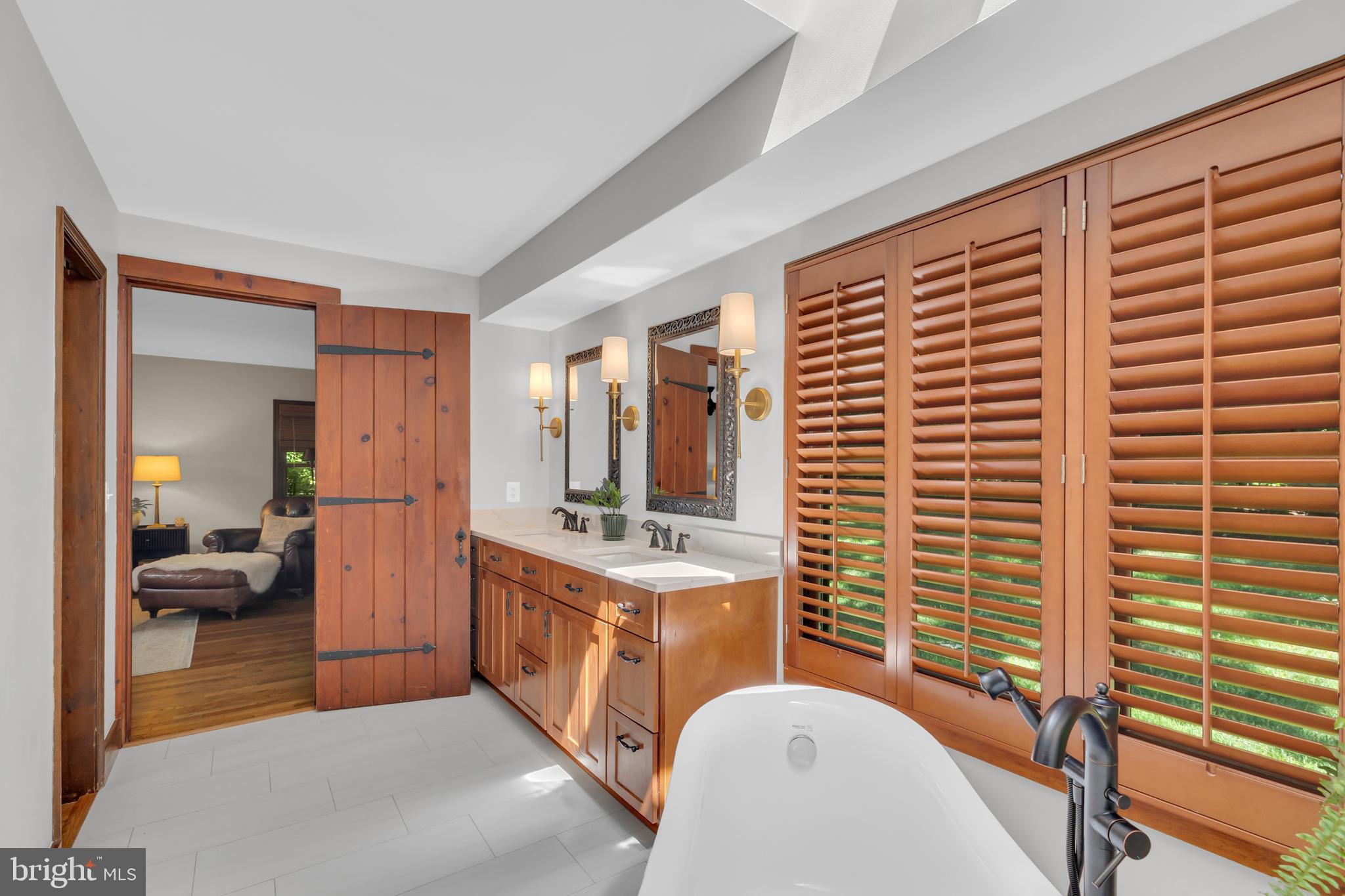 DOMINION VALLEY HUNT - Residential
