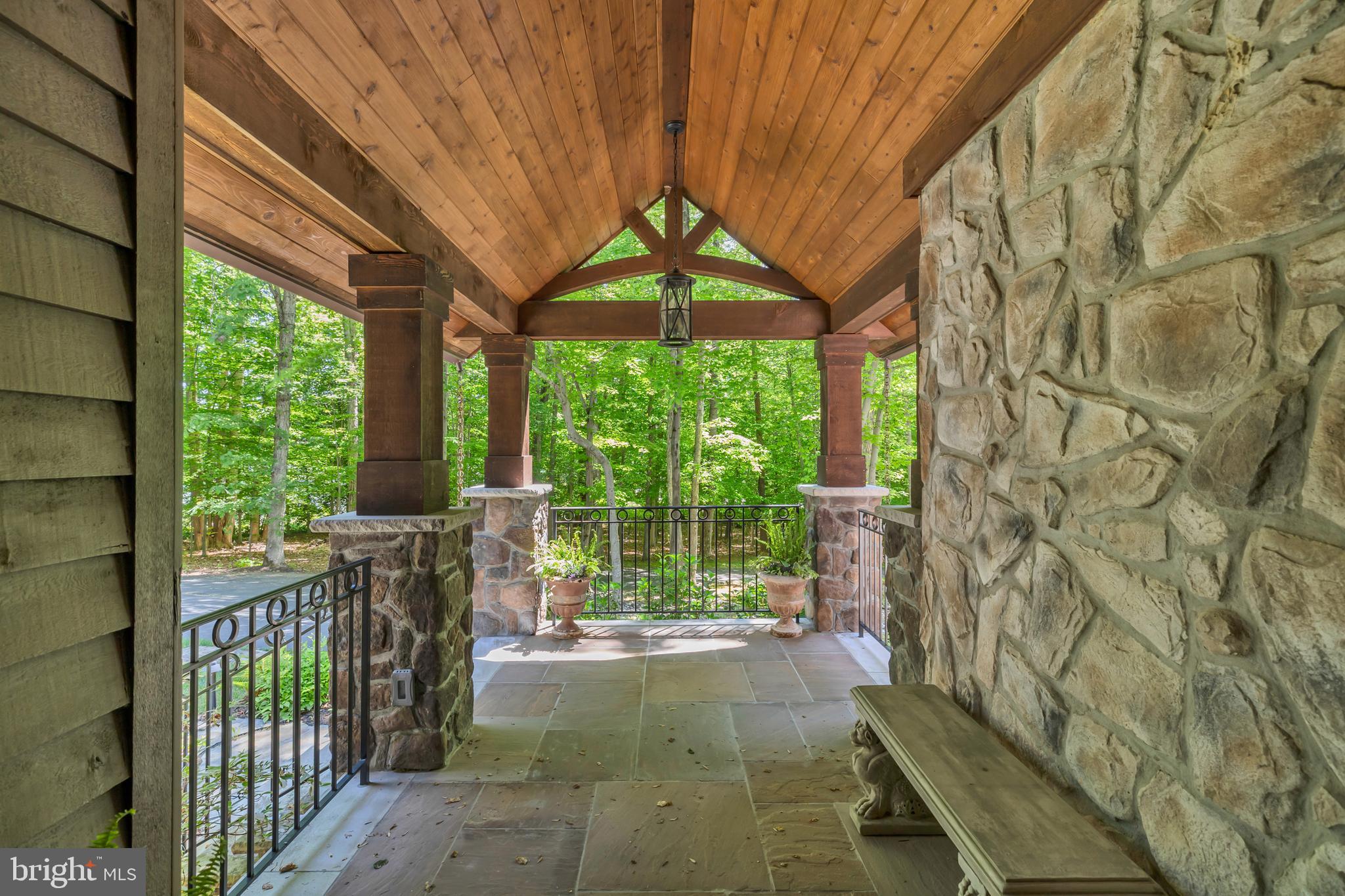 DOMINION VALLEY HUNT - Residential