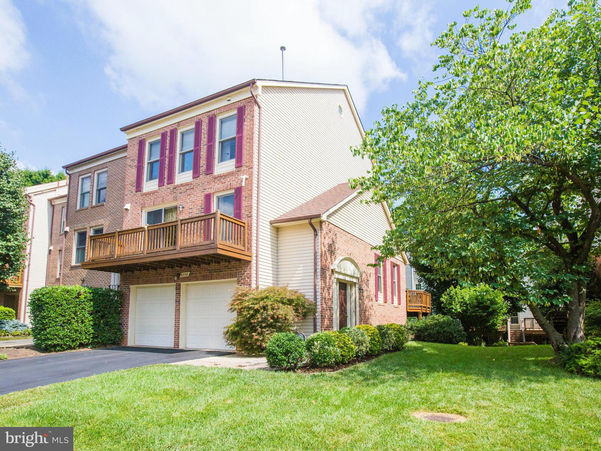 PINECREST - Residential