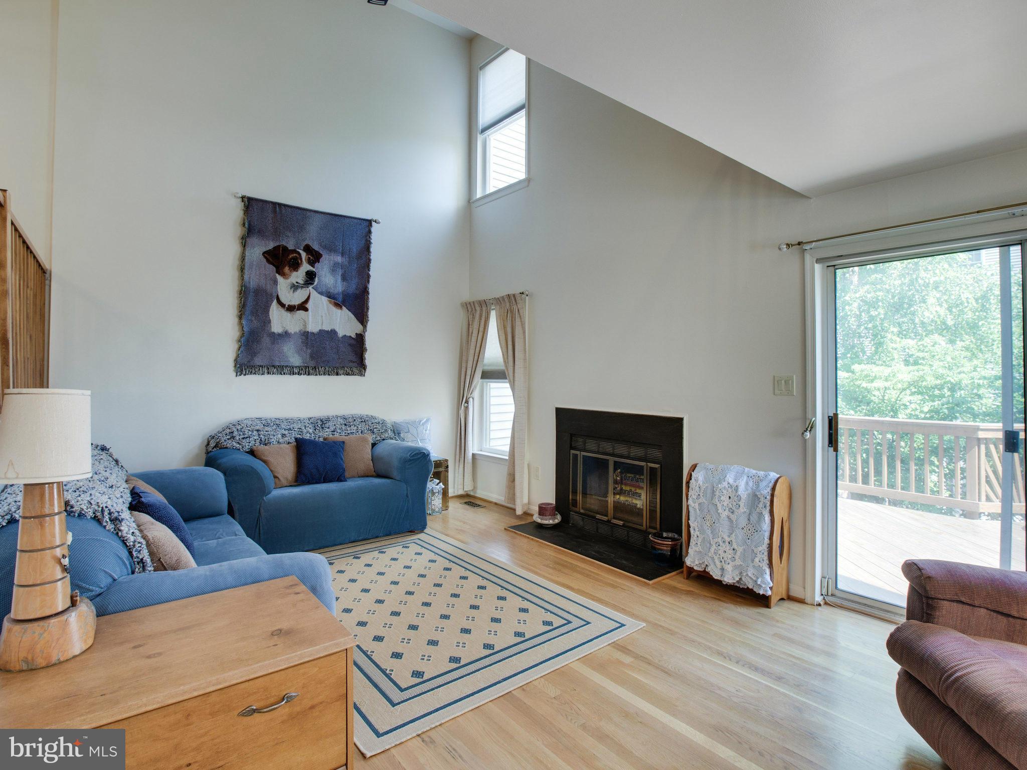 PINECREST - Residential