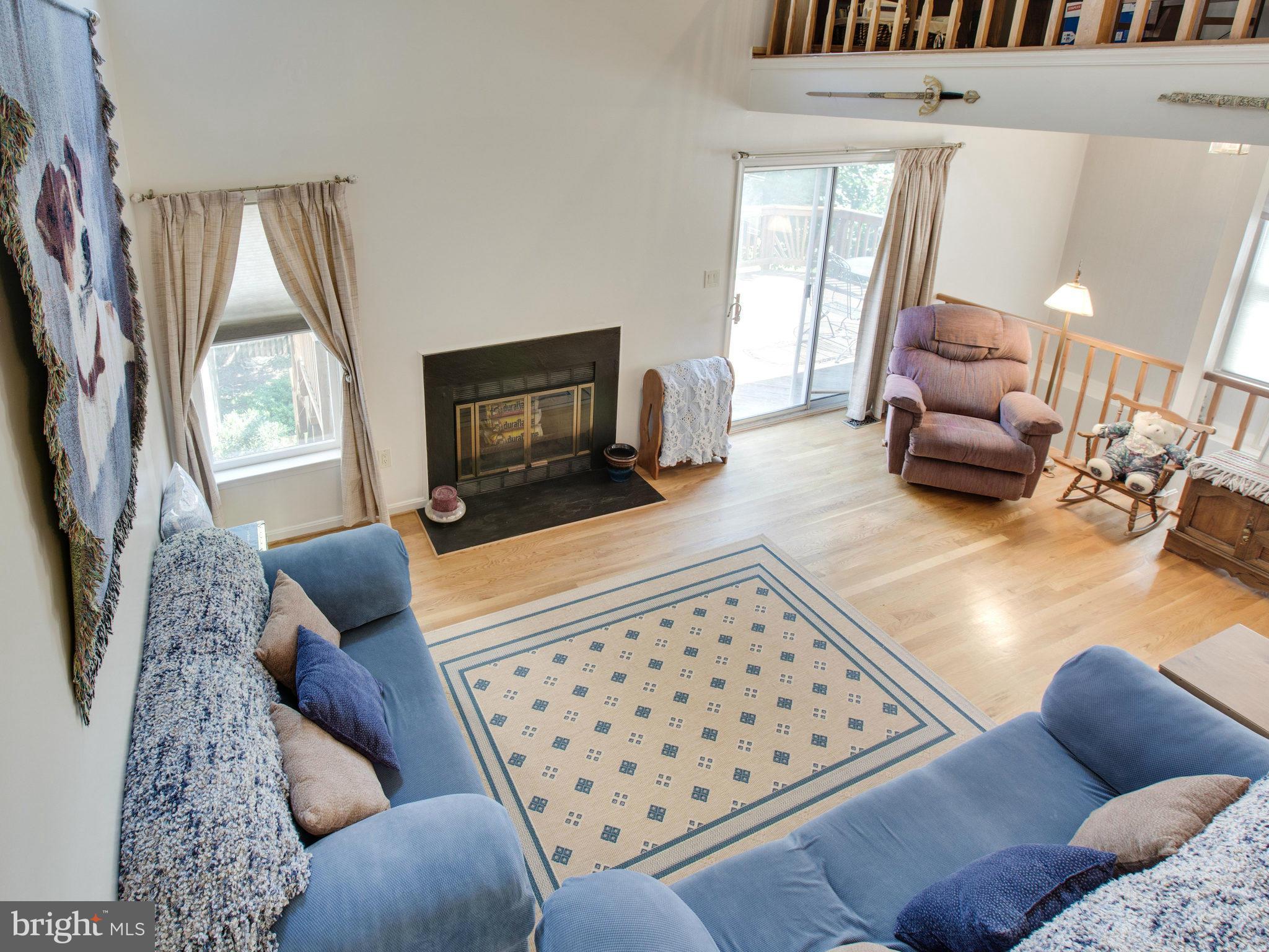 PINECREST - Residential