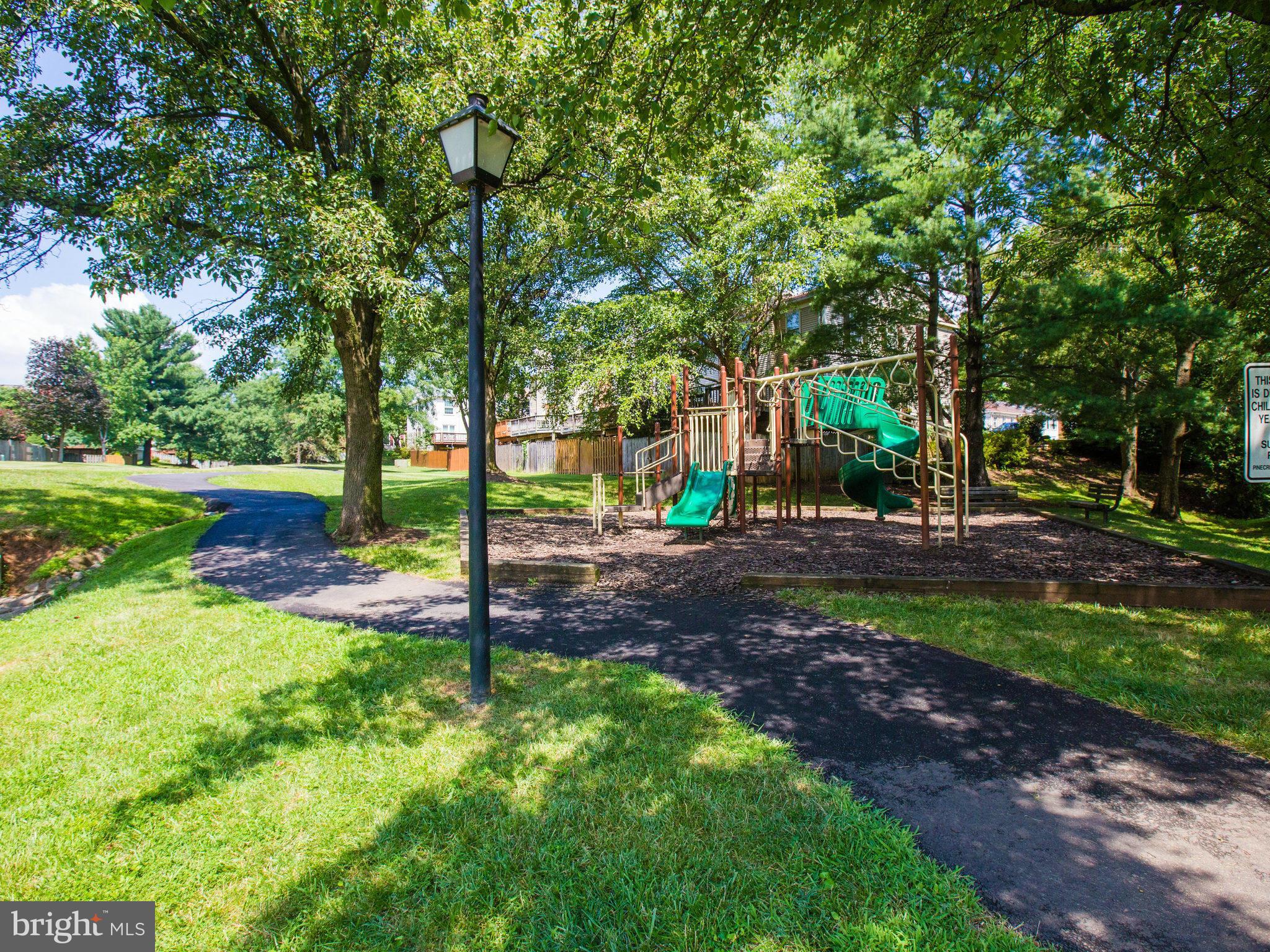 PINECREST - Residential