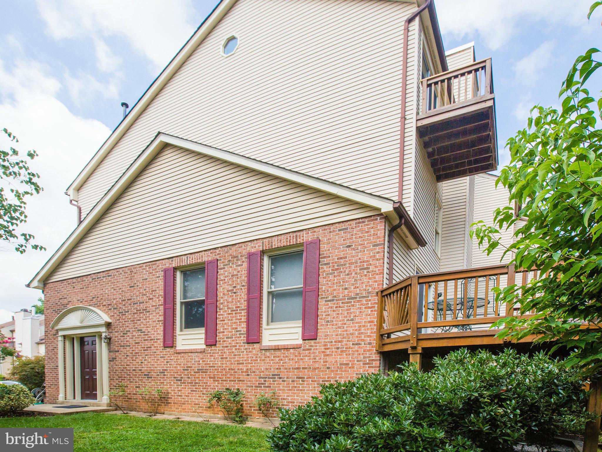 PINECREST - Residential