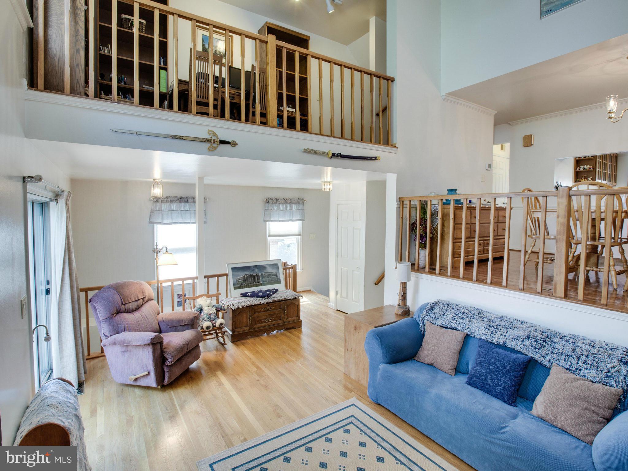 PINECREST - Residential